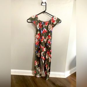 2/$10 5T Old Navy Jumper Romper